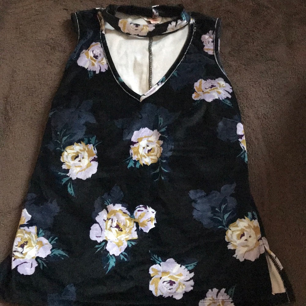 A Candies crop top.